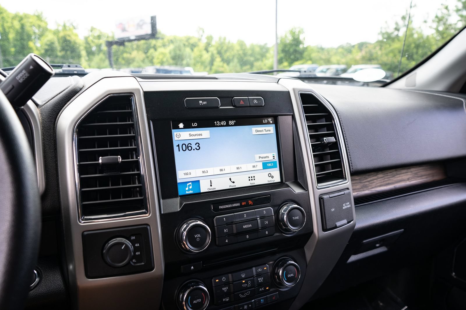 Used 2018 Ford F150 Lariat w/ Equipment Group 501A Mid AWD/4WD image 22