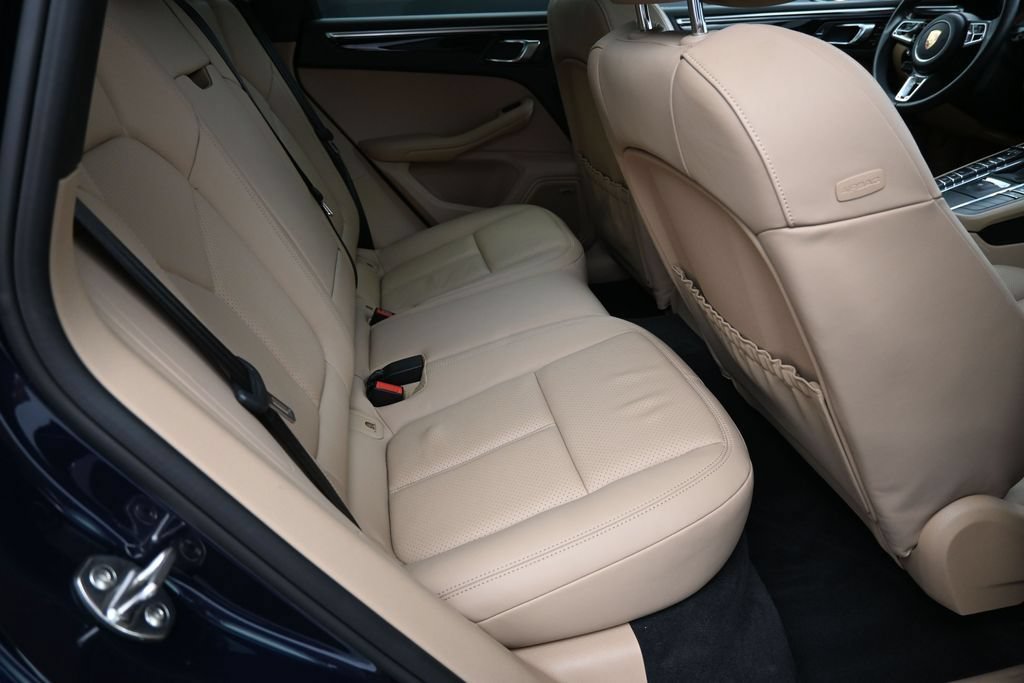 Certified 2020 Porsche Macan S AWD/4WD image 24