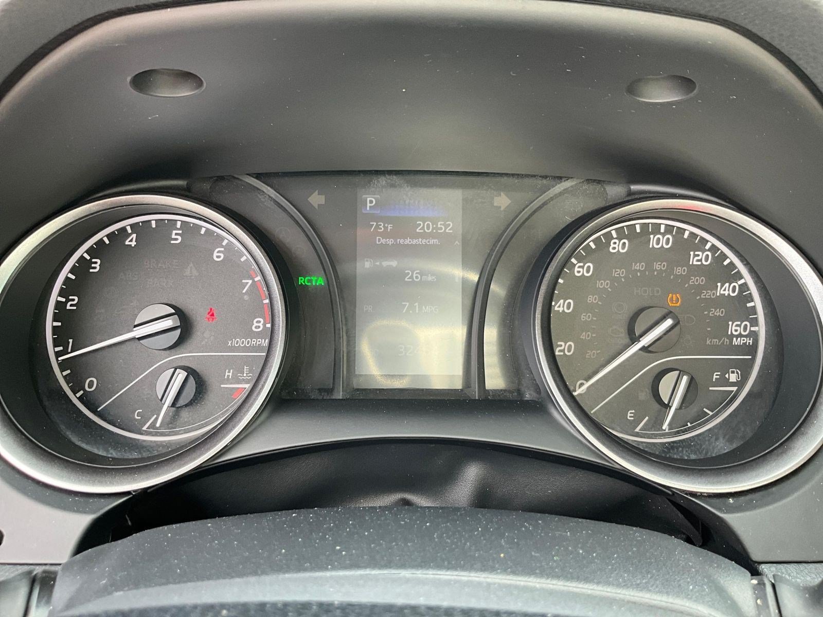 Used 2024 Toyota Camry SE FWD image 12