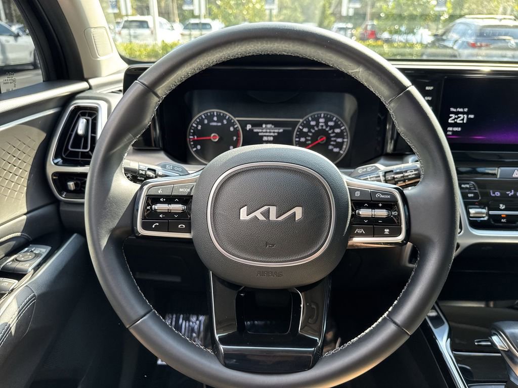 Used 2022 Kia Sorento SX image 49