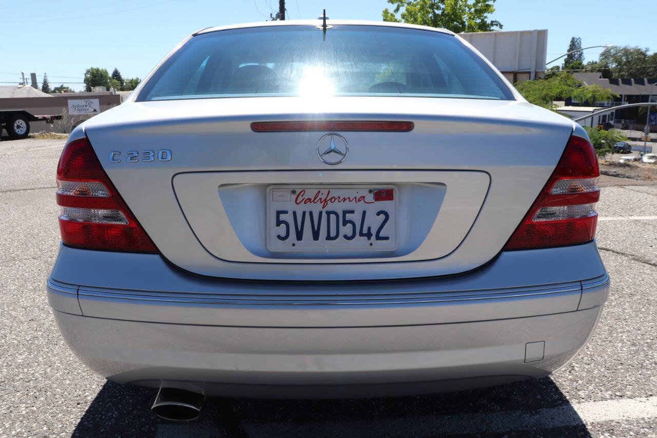 Used 2006 Mercedes-Benz C 230 Sedan image 8