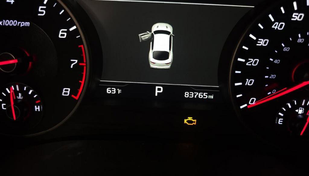 Used 2018 Kia Stinger GT2 RWD image 9