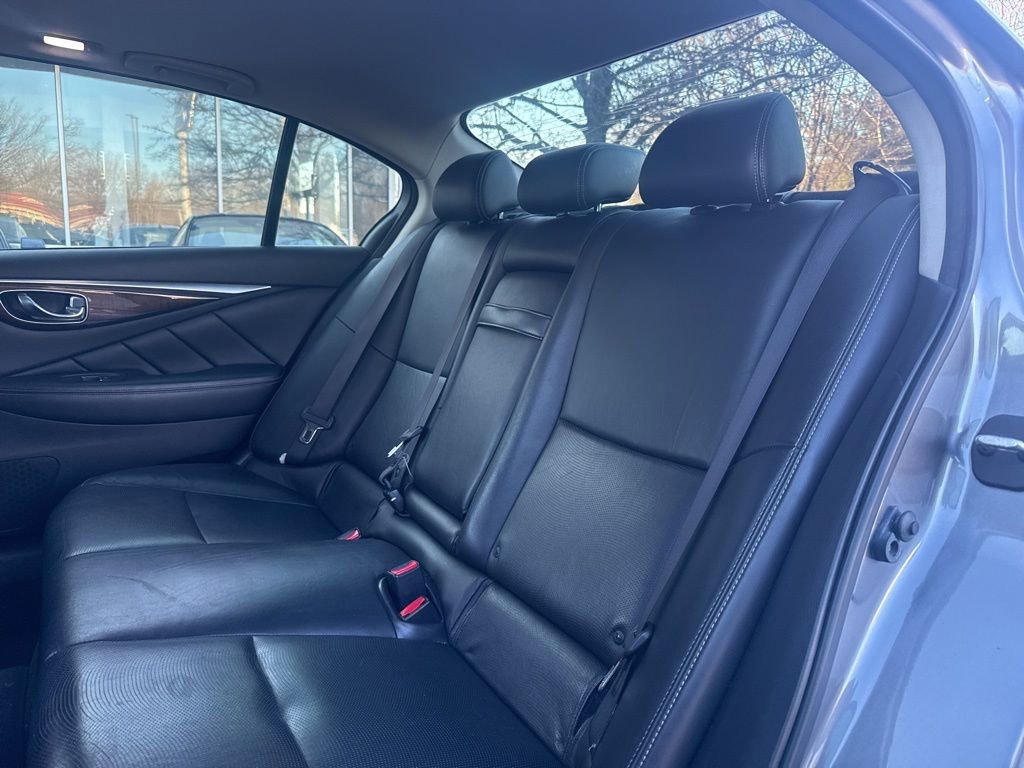 Used 2014 INFINITI Q50 Premium w/ Deluxe Touring Package image 17