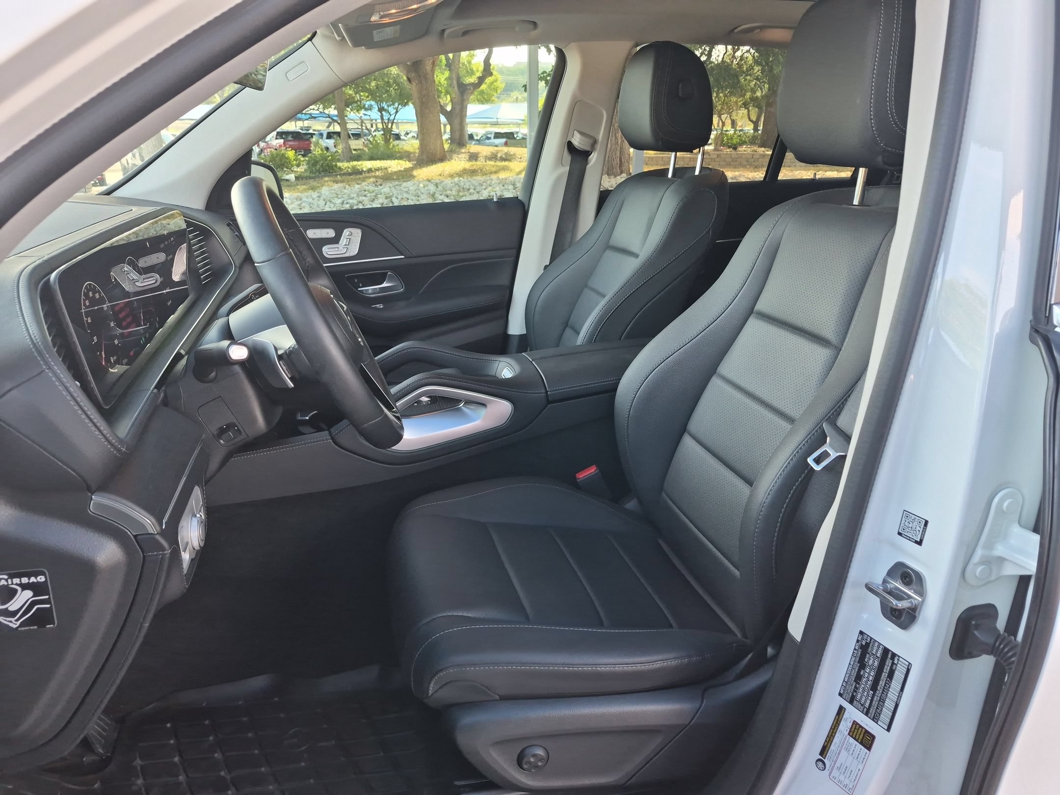 Used 2025 Mercedes-Benz GLE 350 4MATIC image 9