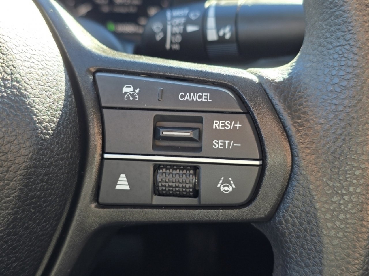 Certified 2025 Honda Accord LX image 32