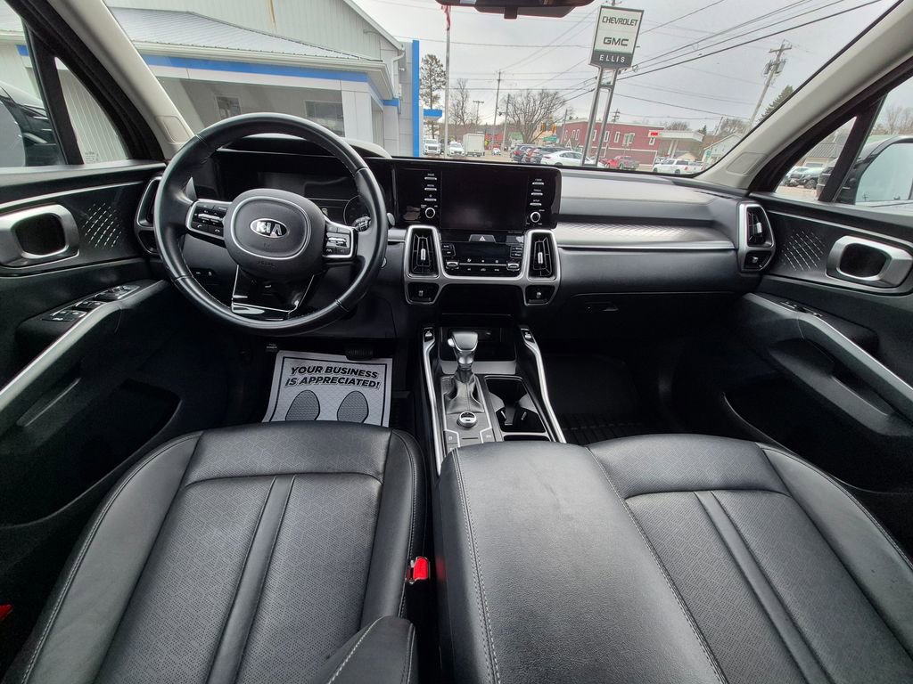 Used 2021 Kia Sorento S image 23
