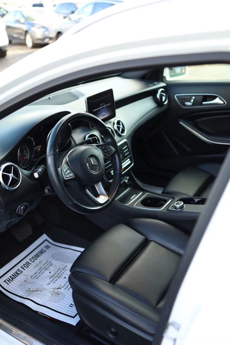 Used 2019 Mercedes-Benz GLA 250 image 18