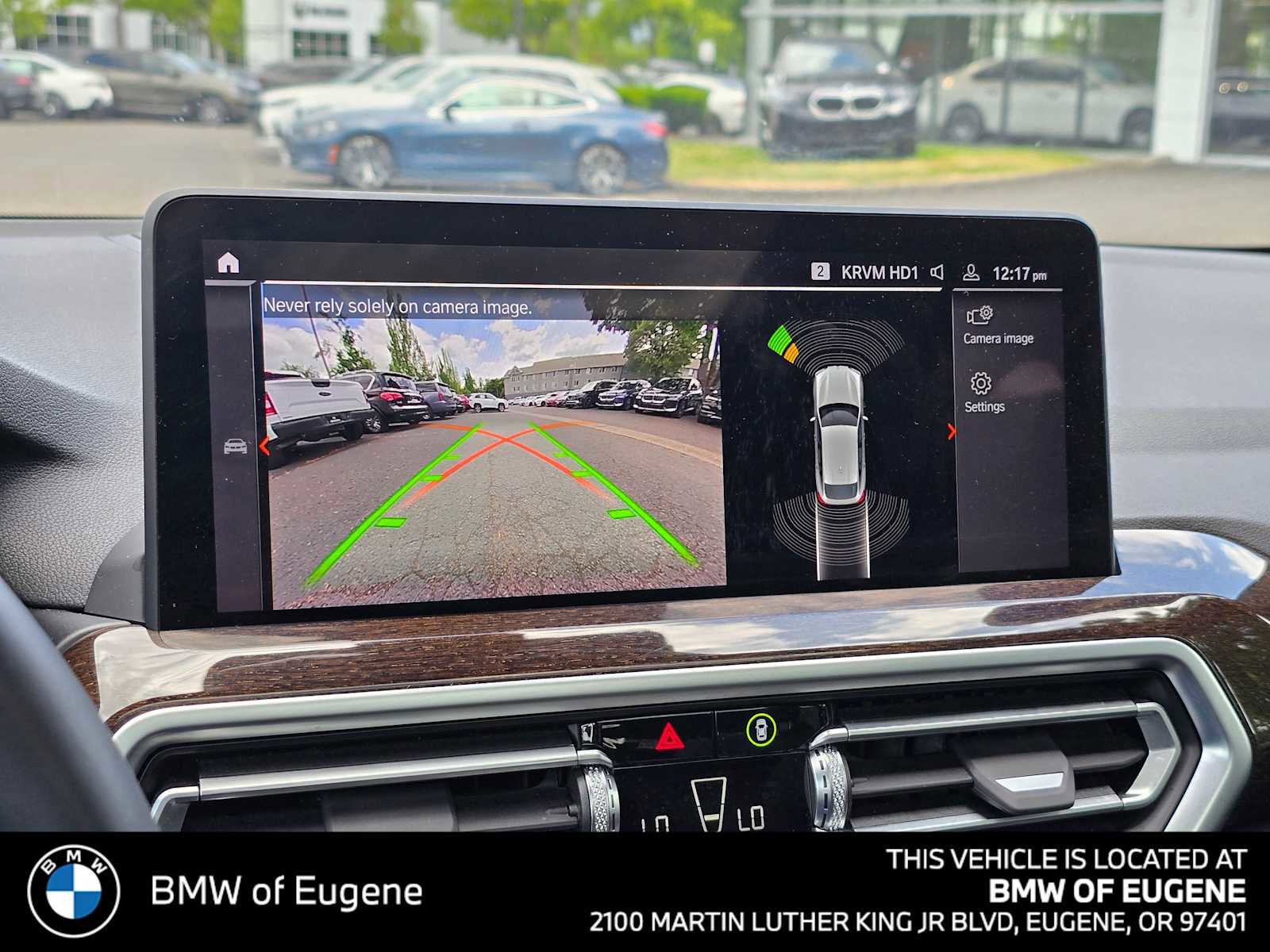 Used 2025 BMW X4 xDrive30i AWD/4WD image 25