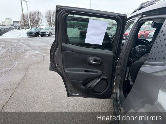 Used 2017 Jeep Renegade Altitude w/ Safety & Security Group (ALP) image 28