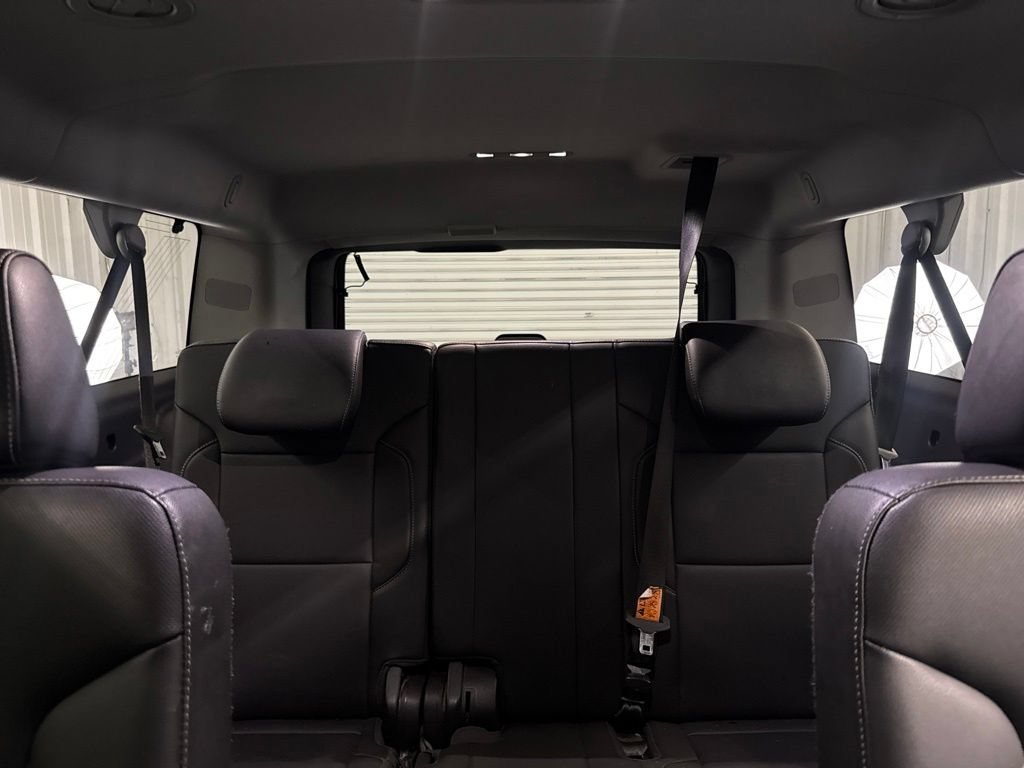 Used 2018 Chevrolet Suburban Premier AWD/4WD image 18