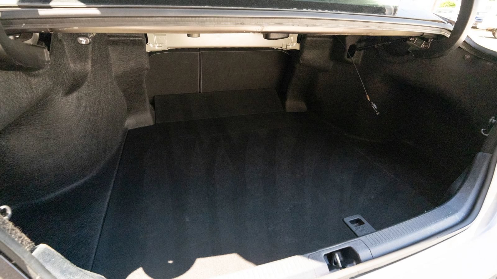 Used 2023 Toyota Camry XSE FWD image 18