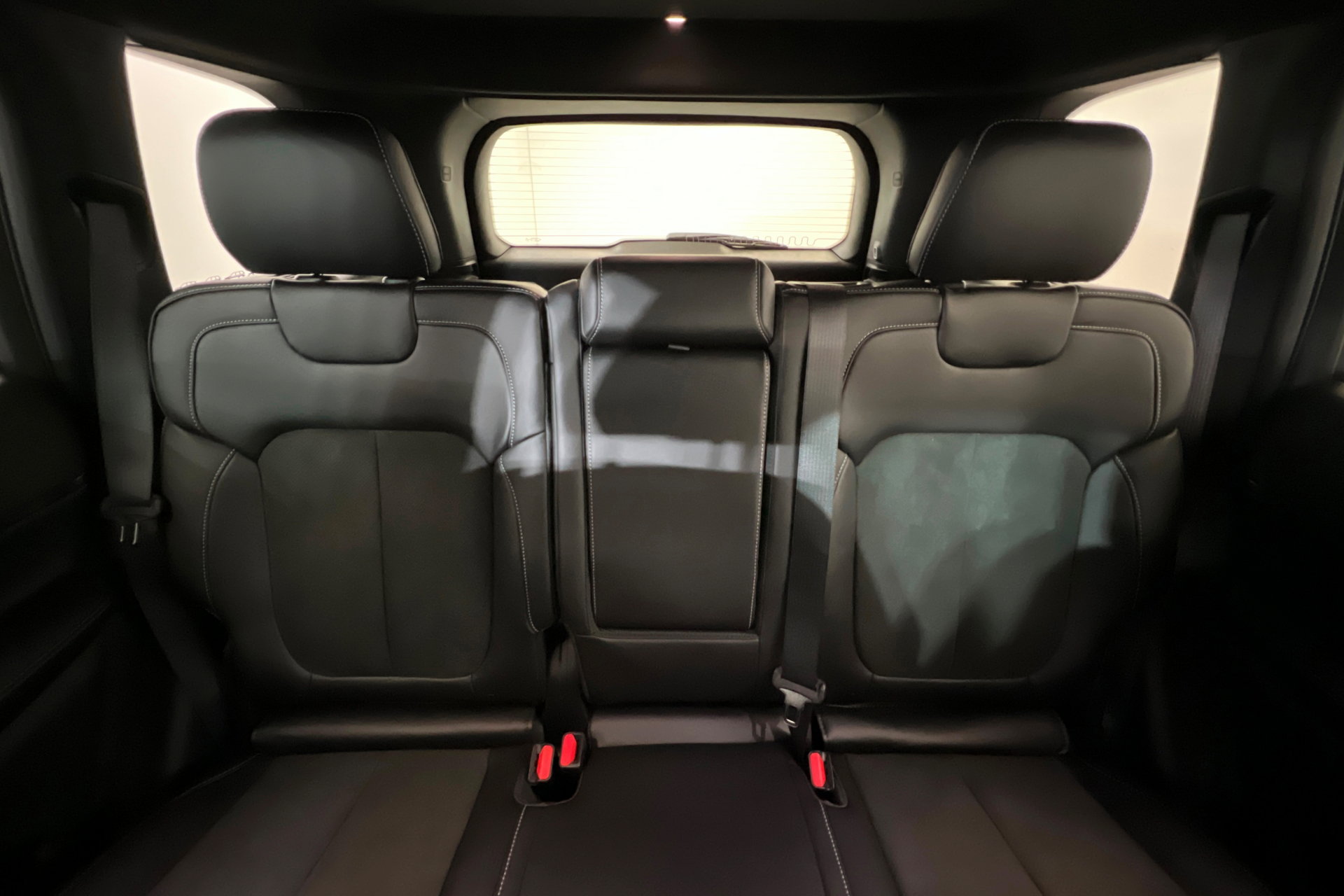 New 2025 Jeep Grand Cherokee 4WD image 25