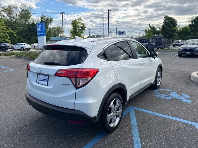 Used 2017 Honda HR-V EX-L image 8