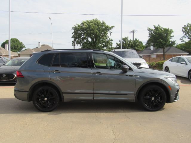 Used 2022 Volkswagen Tiguan SE R-Line FWD image 5