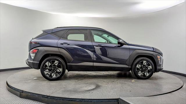 Used 2024 Hyundai Kona SEL image 9
