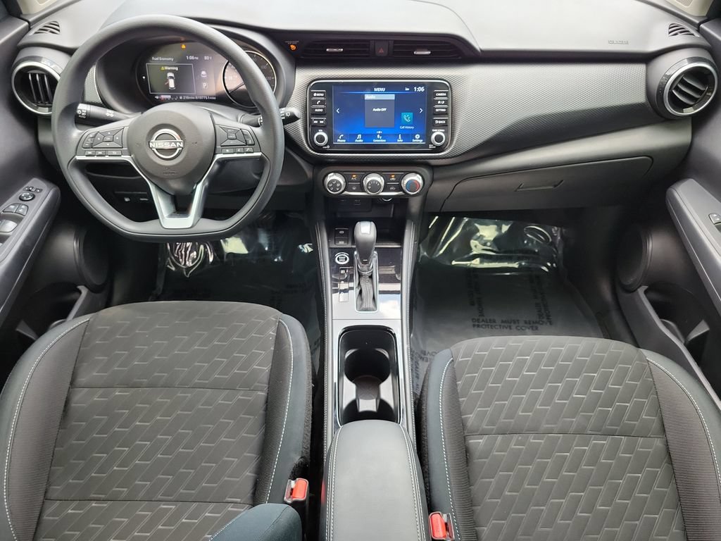Used 2024 Nissan Kicks SV FWD image 13