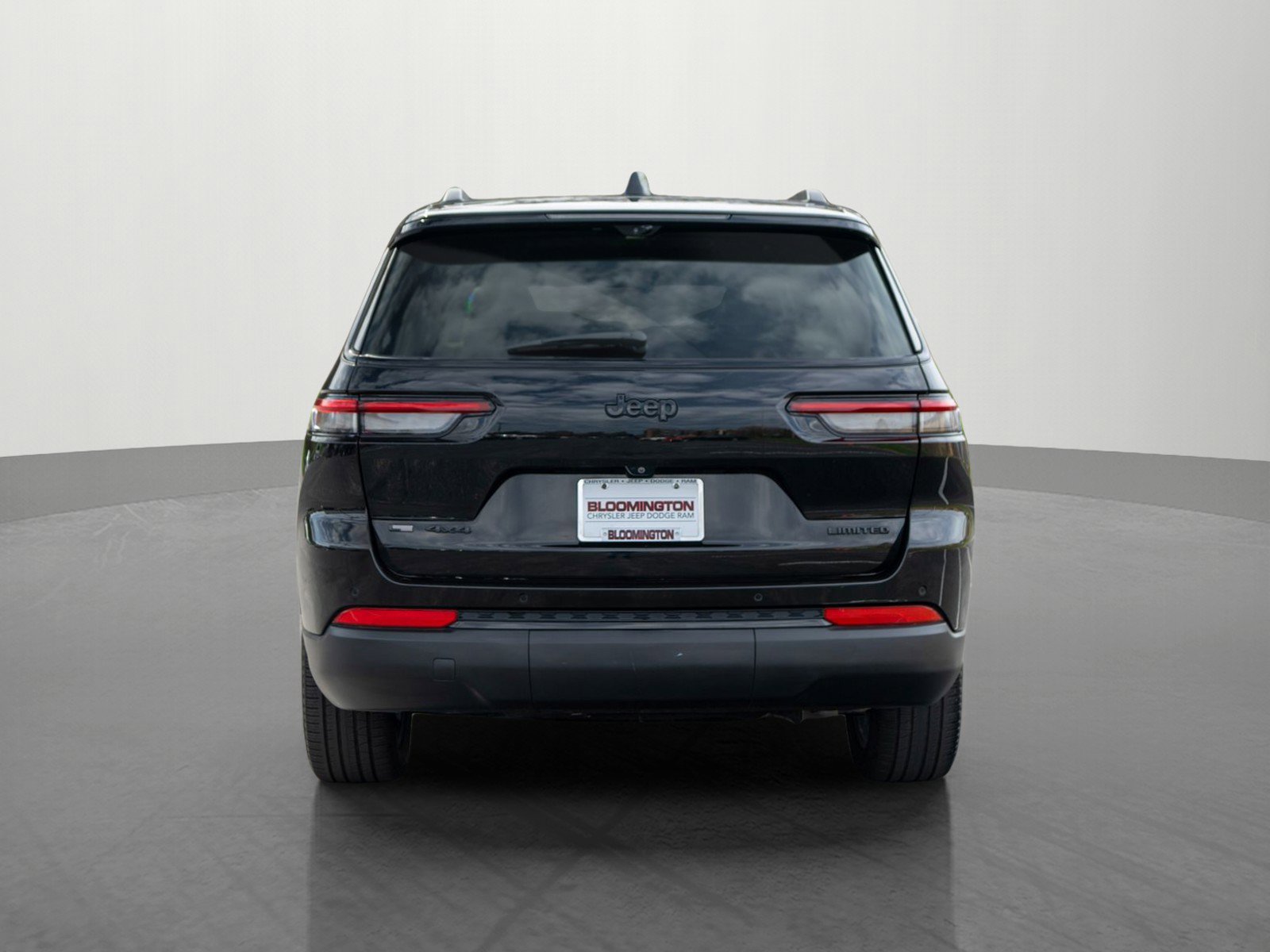 Used 2023 Jeep Grand Cherokee L Limited w/ Luxury Tech Group II AWD/4WD image 6