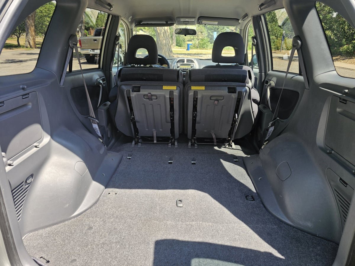 Used 2001 Toyota RAV4 2WD image 32