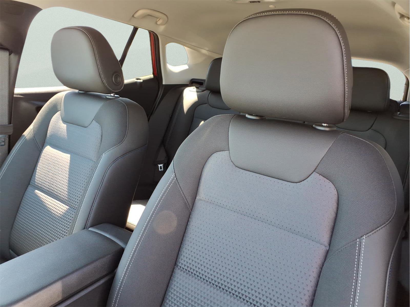 New 2026 Chevrolet Trax LT w/ Driver Confidence Package image 15