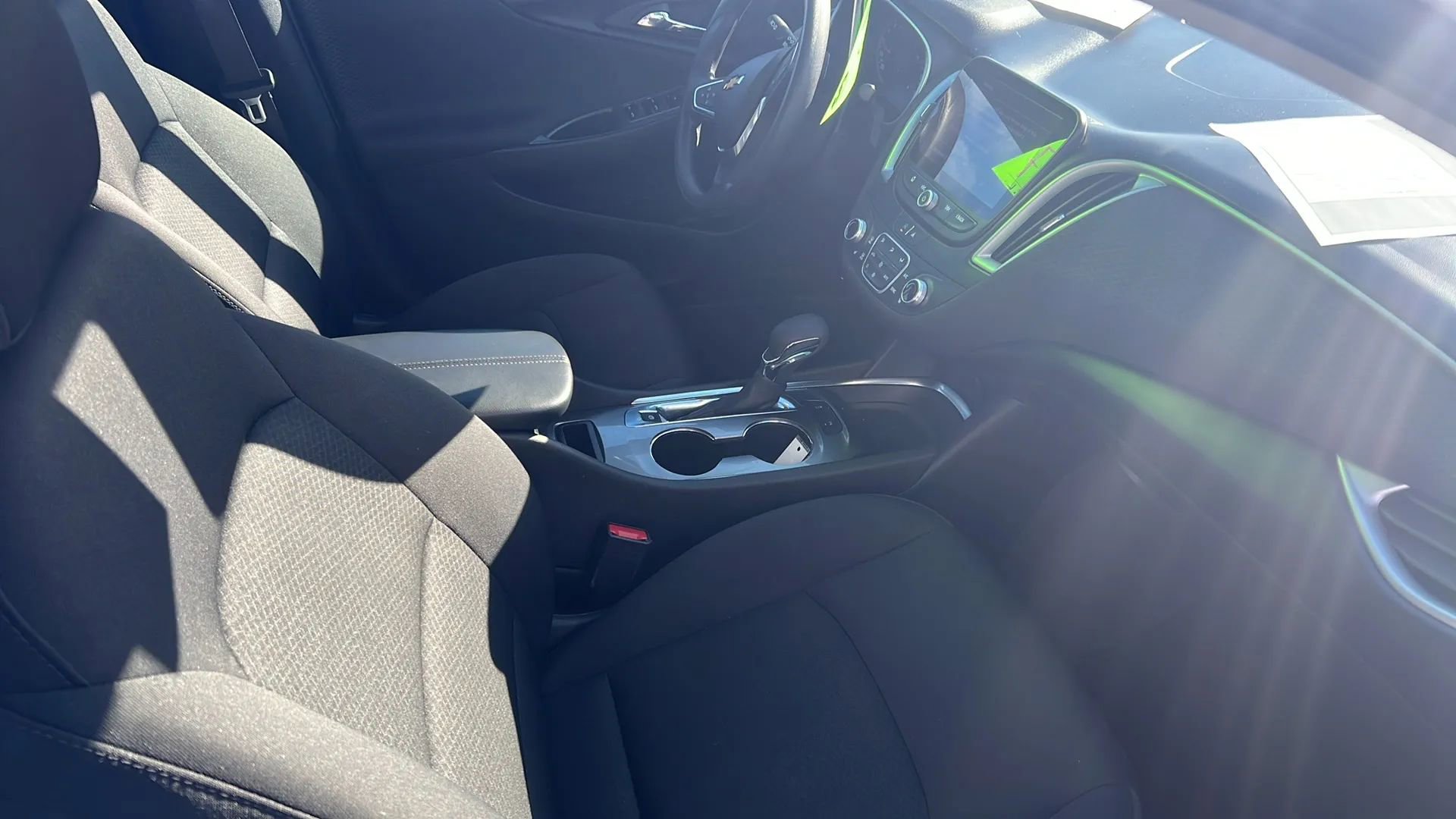Used 2025 Chevrolet Malibu LT image 5