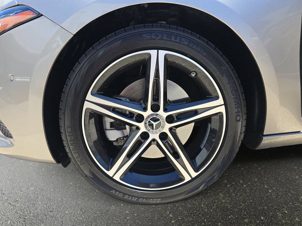 Used 2019 Mercedes-Benz A 220 image 36