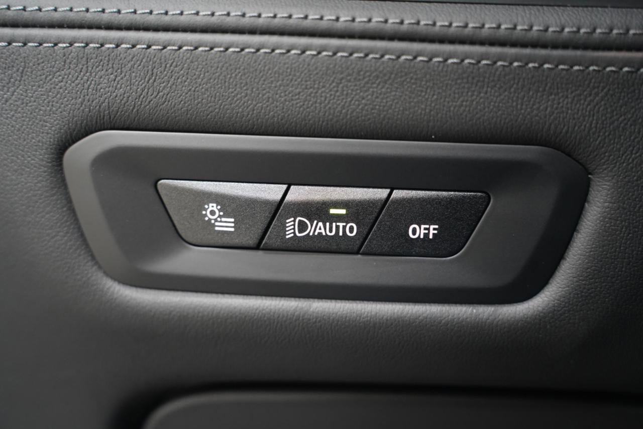 Used 2026 BMW X5 M Competition w/ Executive Package image 12