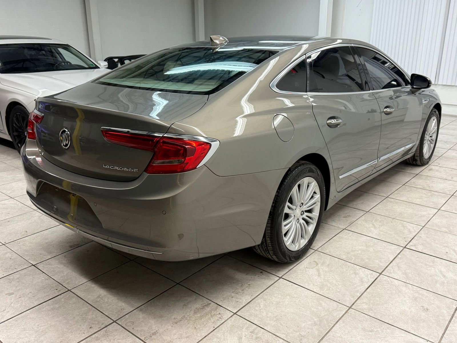 Used 2019 Buick LaCrosse Essence w/ Sights and Sounds Package image 9