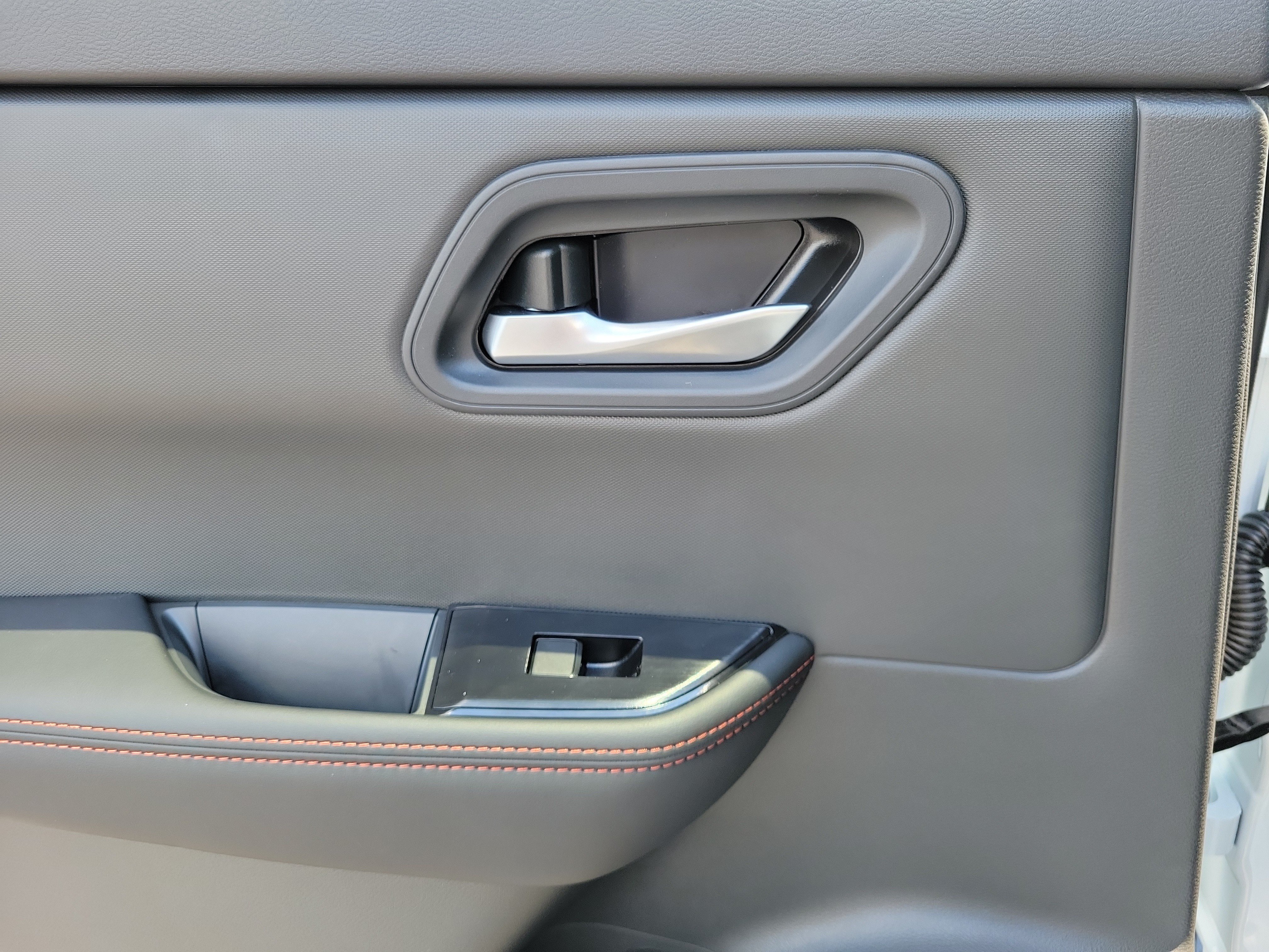 New 2026 Nissan Rogue SV AWD/4WD image 12