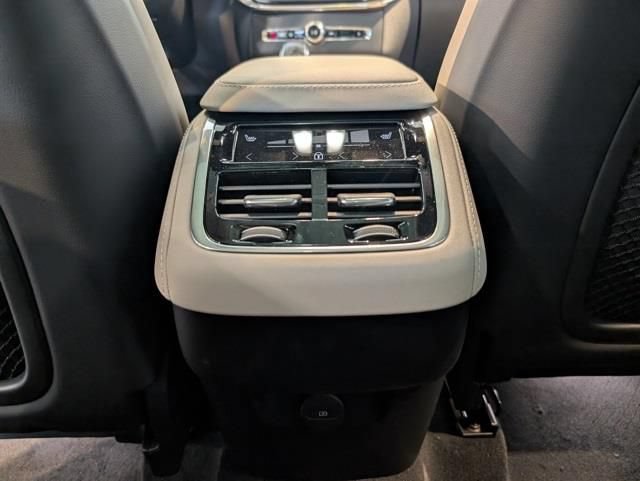New 2026 Volvo XC90 B6 Ultra w/ Lounge Package AWD/4WD image 26