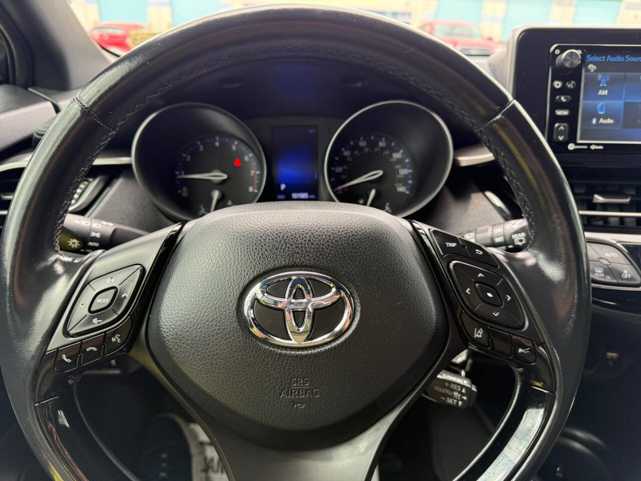 Used 2018 Toyota C-HR XLE image 35