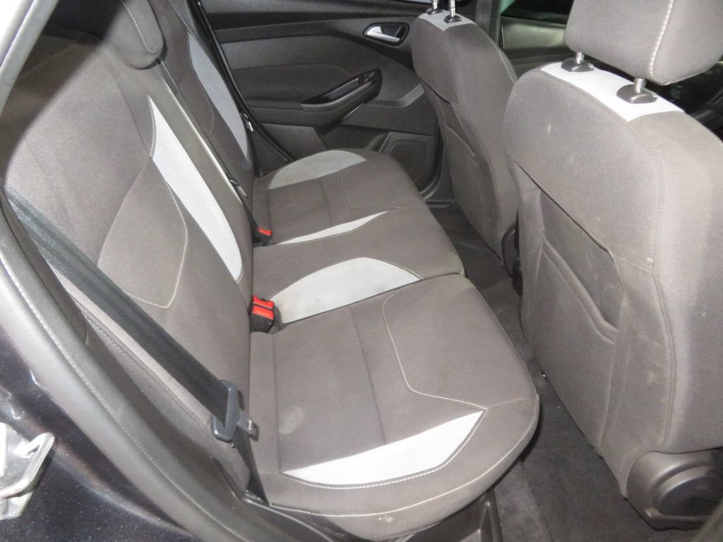 Used 2016 Ford Focus ST FWD image 27