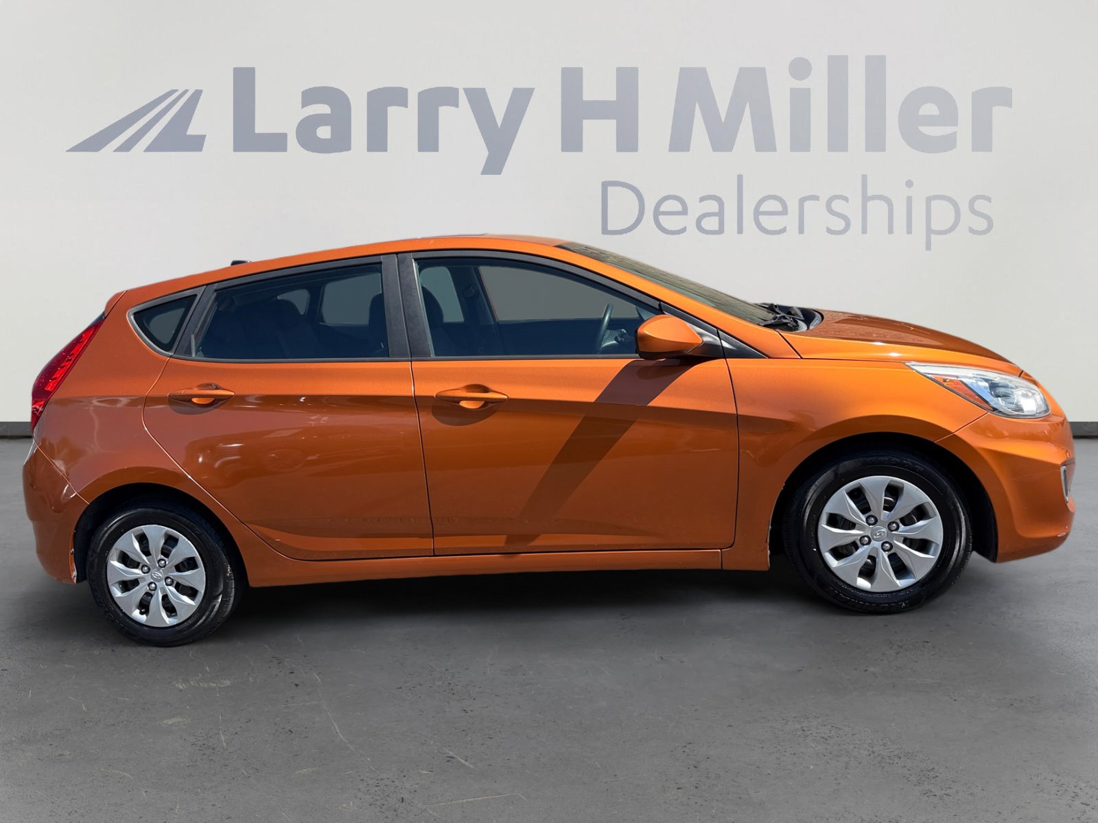 Used 2017 Hyundai Accent SE image 6