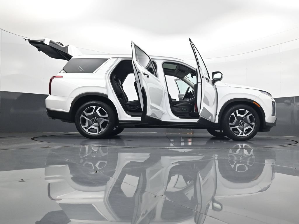 Certified 2024 Hyundai Palisade SEL FWD image 35