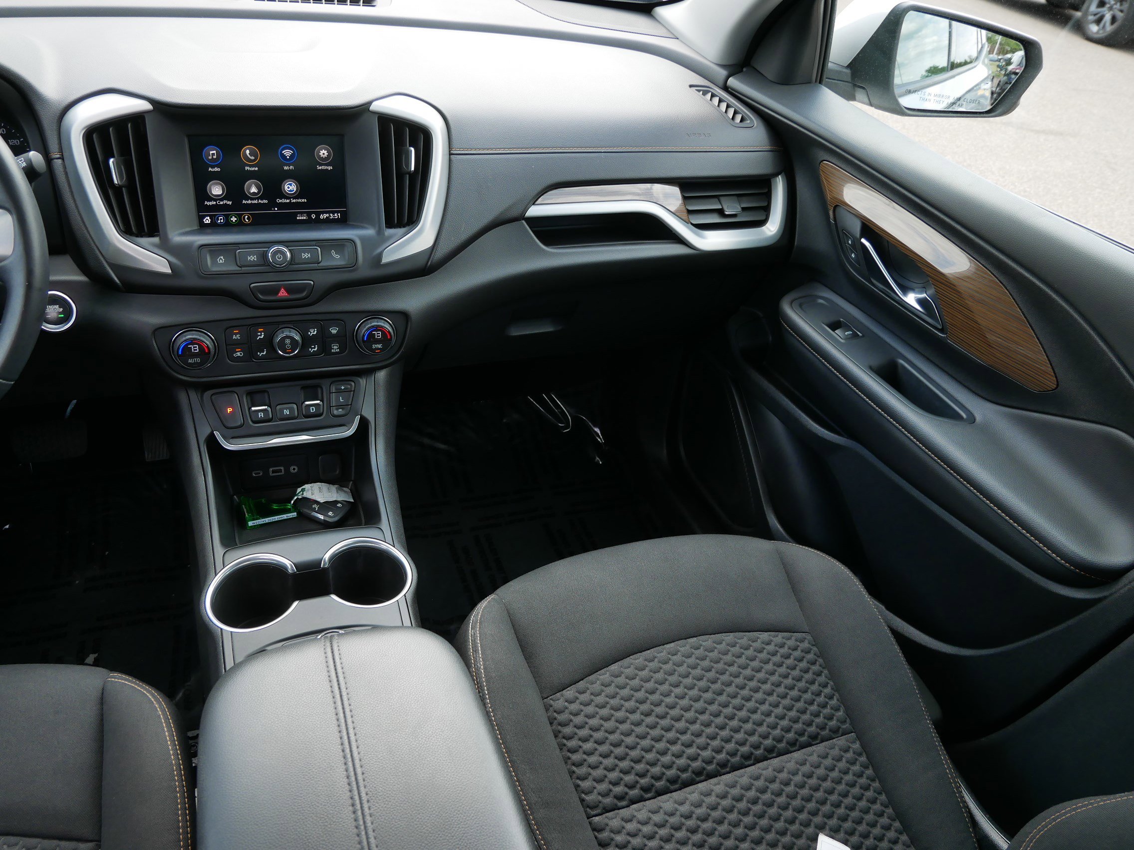 Used 2020 GMC Terrain SLE w/ Driver Convenience Package FWD image 11