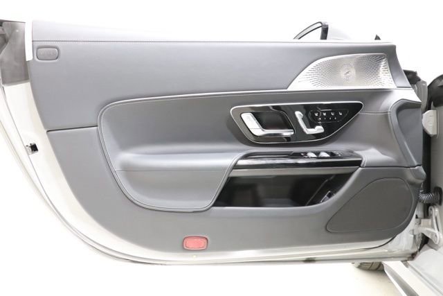 Used 2023 Mercedes-Benz SL 55 AMG 4MATIC image 22
