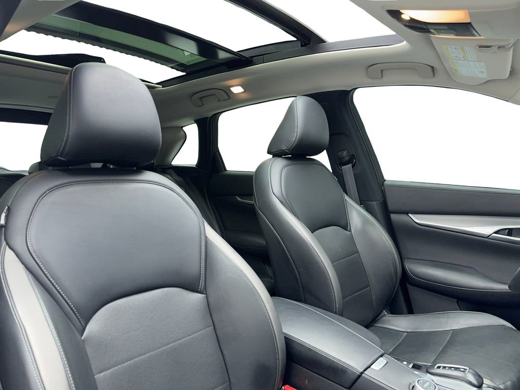 Used 2023 INFINITI QX50 Luxe image 39