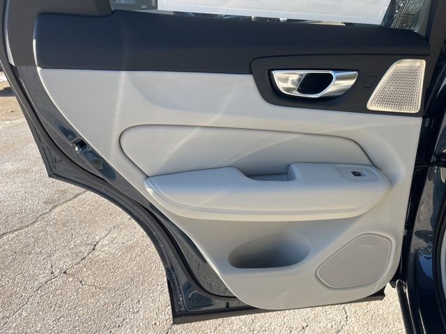 New 2026 Volvo XC60 T8 Ultra w/ Protection Package Premier image 18
