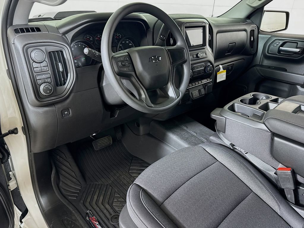 New 2026 Chevrolet Silverado 1500 Custom Trail Boss w/ Turbomax Blackout Package image 5