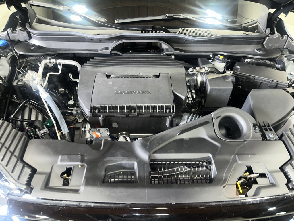 Used 2025 Honda Pilot Black Edition image 39