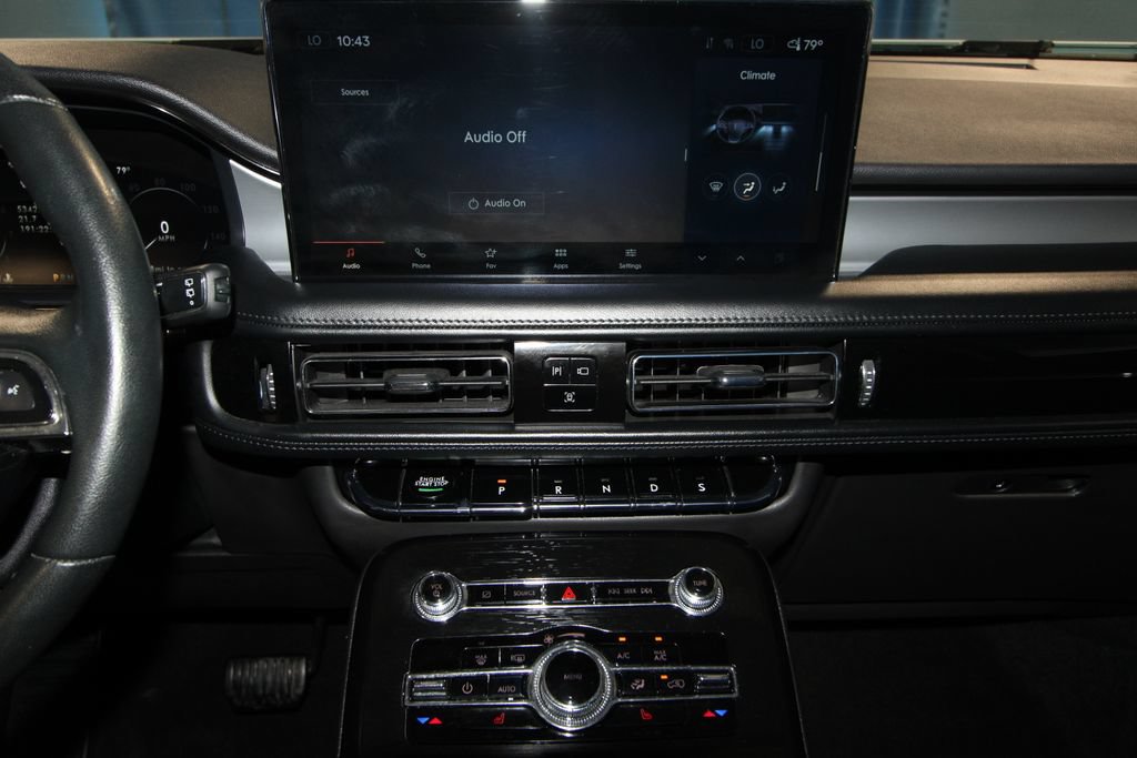 Used 2023 Lincoln Nautilus FWD image 17