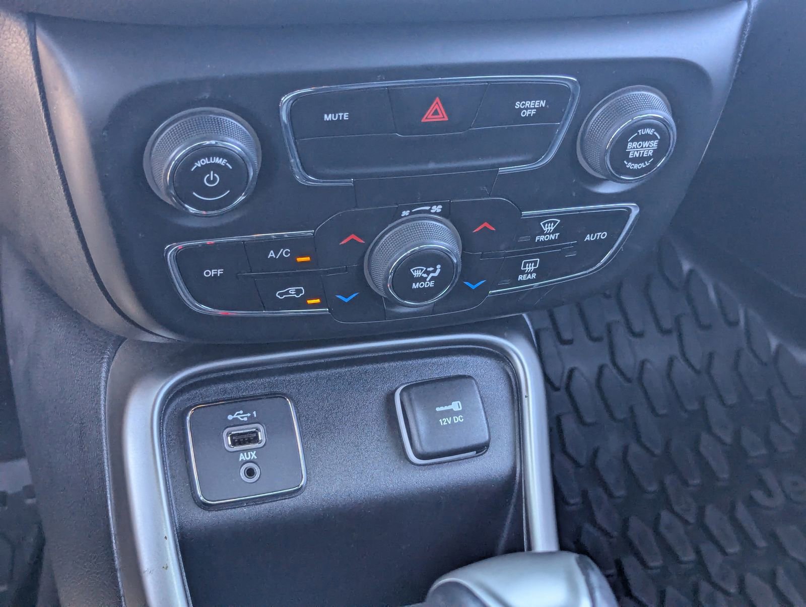 Used 2021 Jeep Compass 80th Special Edition image 25