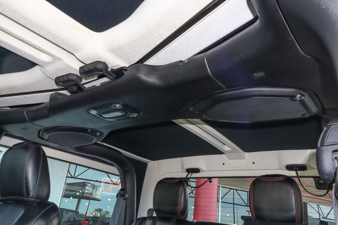 Used 2020 Jeep Wrangler Rubicon w/ Cold Weather Group image 24