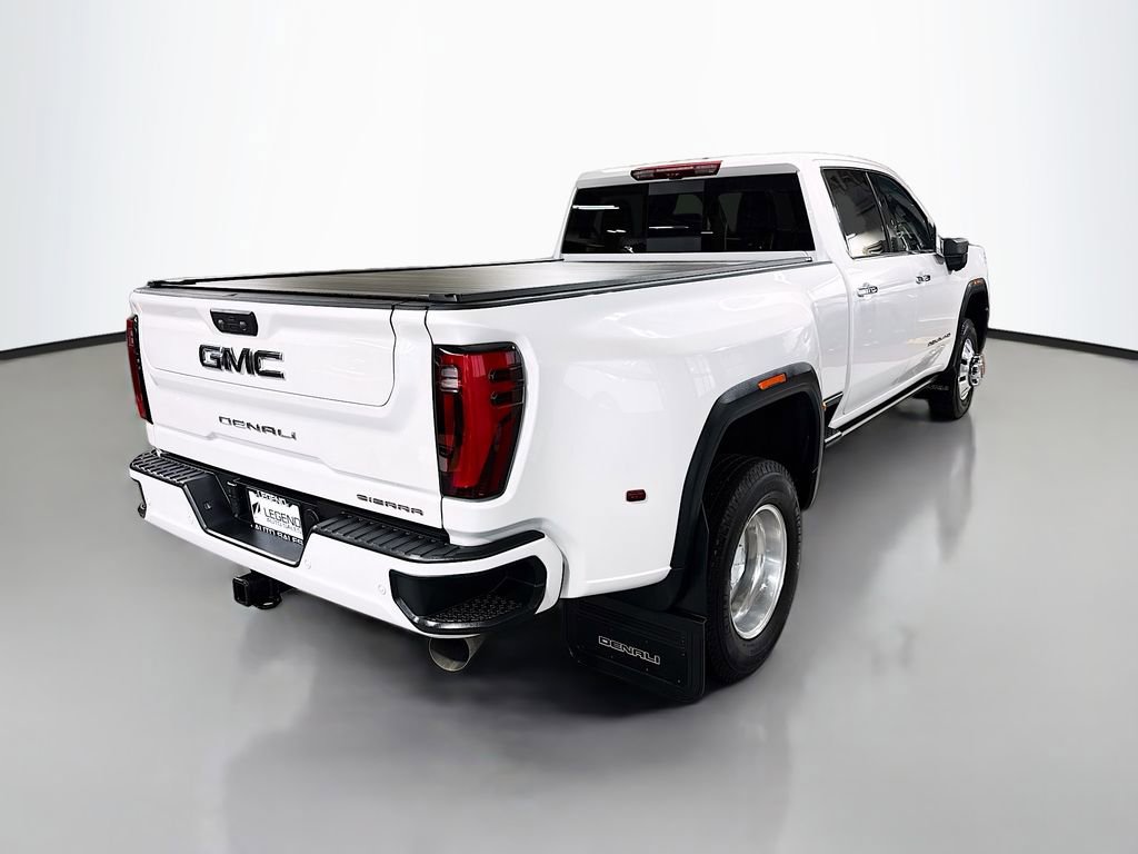 Used 2024 GMC Sierra 3500 Denali Ultimate AWD/4WD image 7