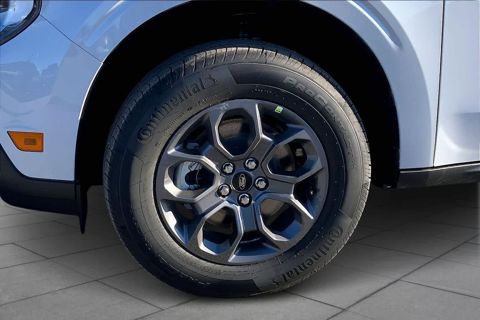 New 2026 Ford Maverick XLT FWD image 12
