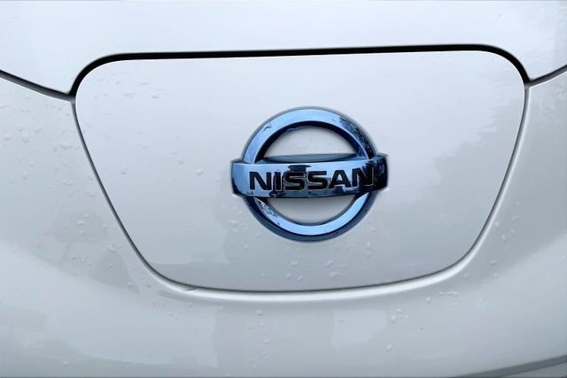 Used 2015 Nissan Leaf S w/ Charge Package FWD image 5