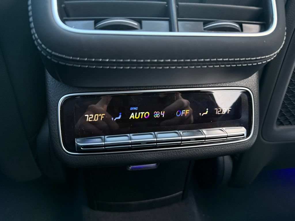 Used 2026 Mercedes-Benz GLS 580 4MATIC image 40