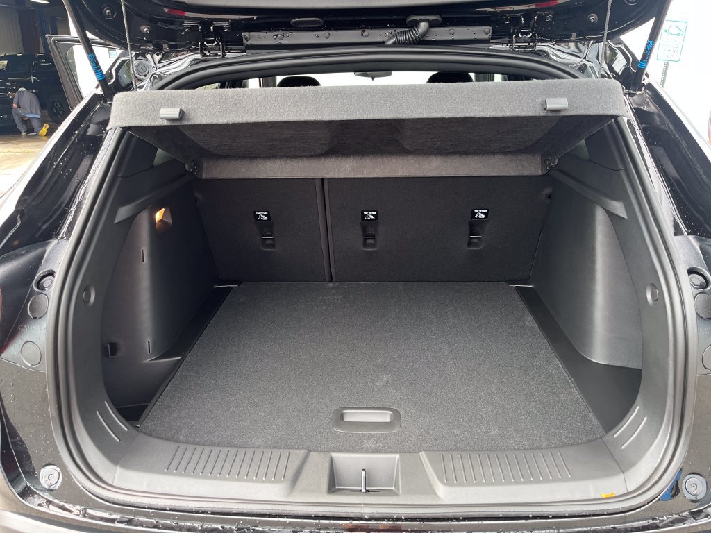 New 2026 Chevrolet Trax RS w/ Driver Confidence Package FWD image 22