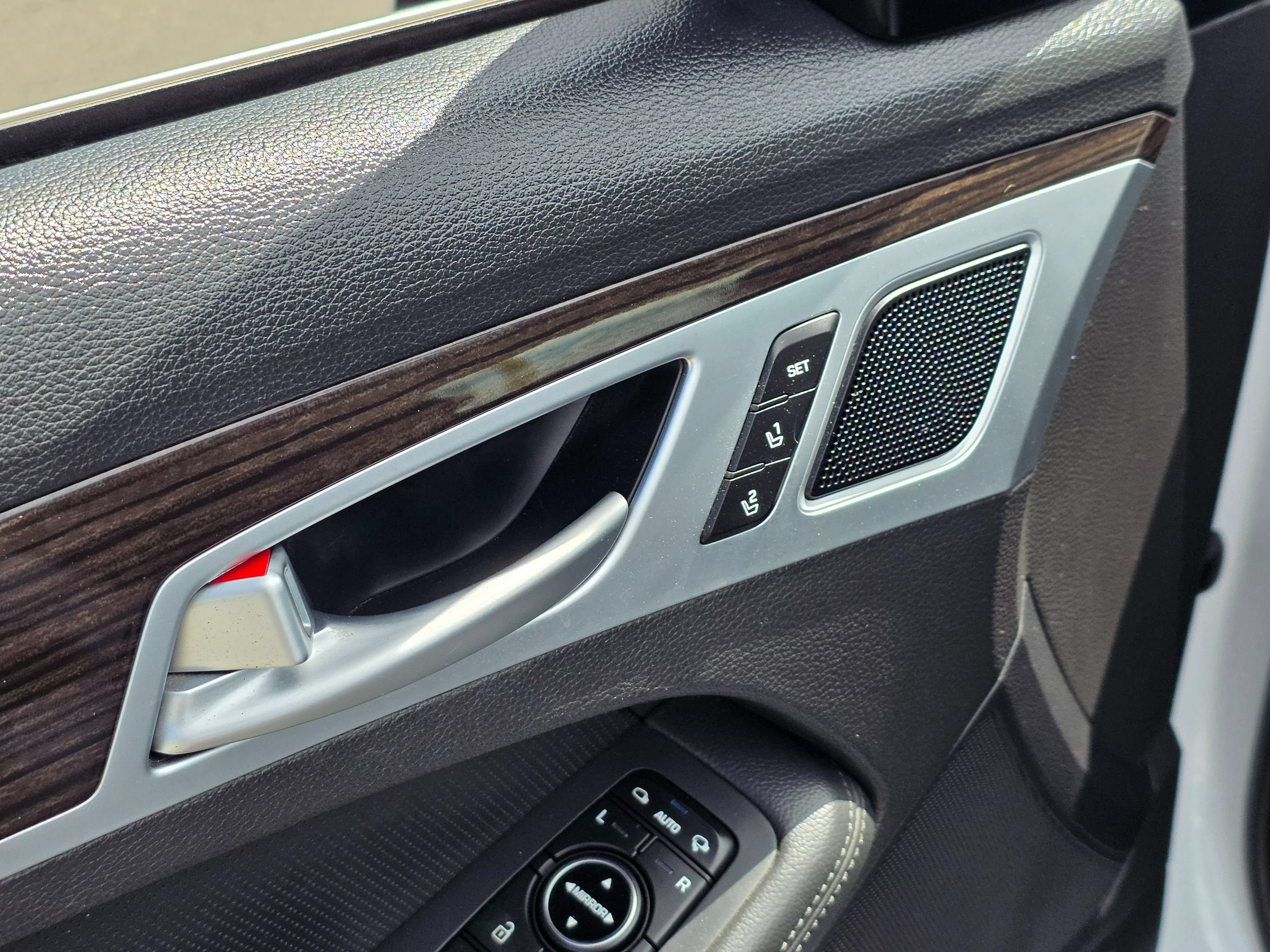 Used 2018 Genesis G80 3.8 image 23