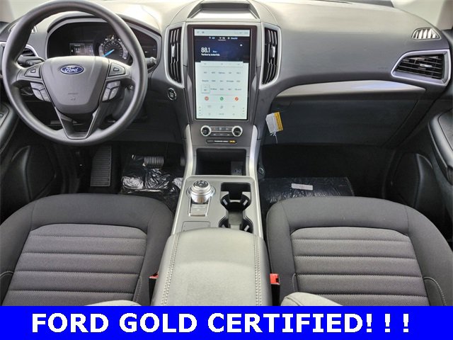 Used 2024 Ford Edge SE image 7