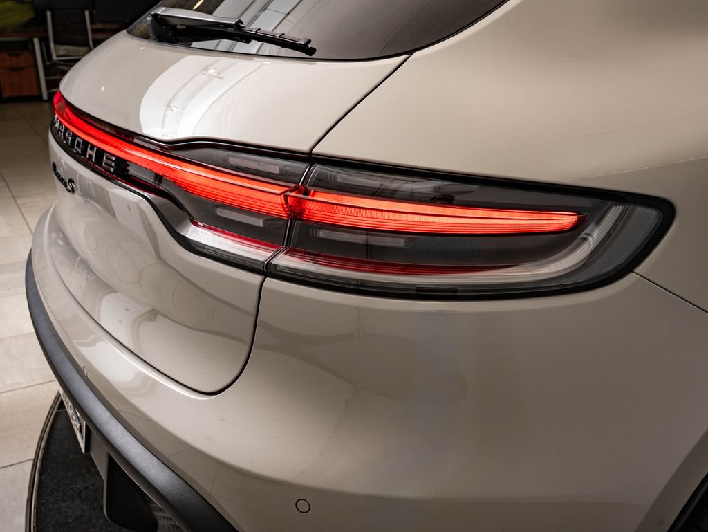 New 2026 Porsche Macan S AWD/4WD image 19